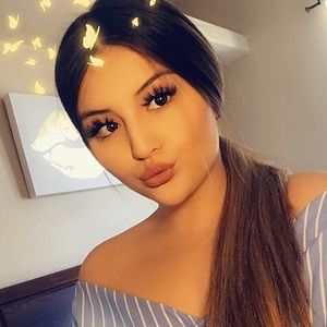 Meet your Posher, Sophia